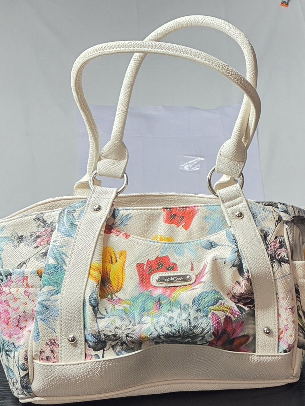 NWT MultiSac Valencia Floral Medium Shoulder Bag